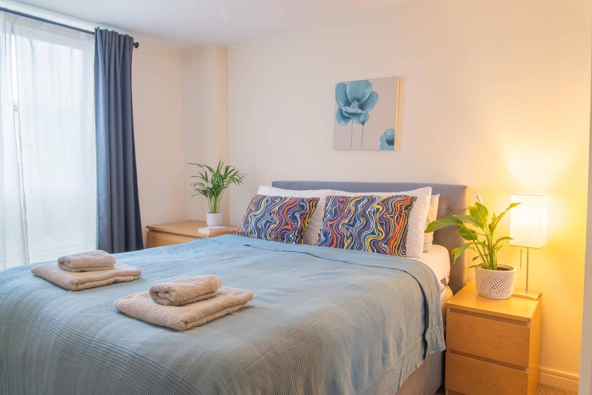 Stay In Our Stylish Flat! & Secure Building & Sleeps Up To 4 Birmingham Exterior photo
