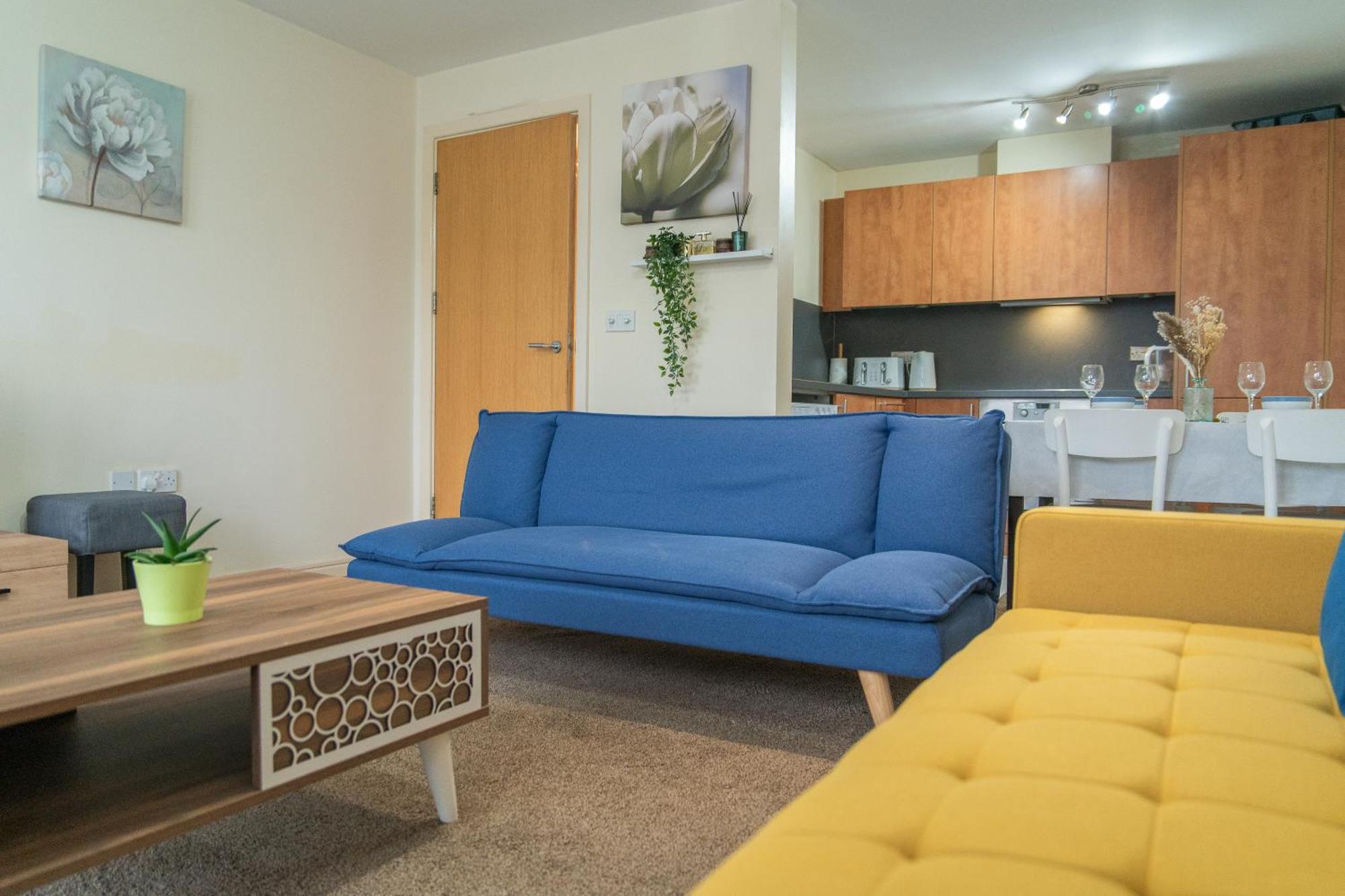 Stay In Our Stylish Flat! & Secure Building & Sleeps Up To 4 Birmingham Exterior photo