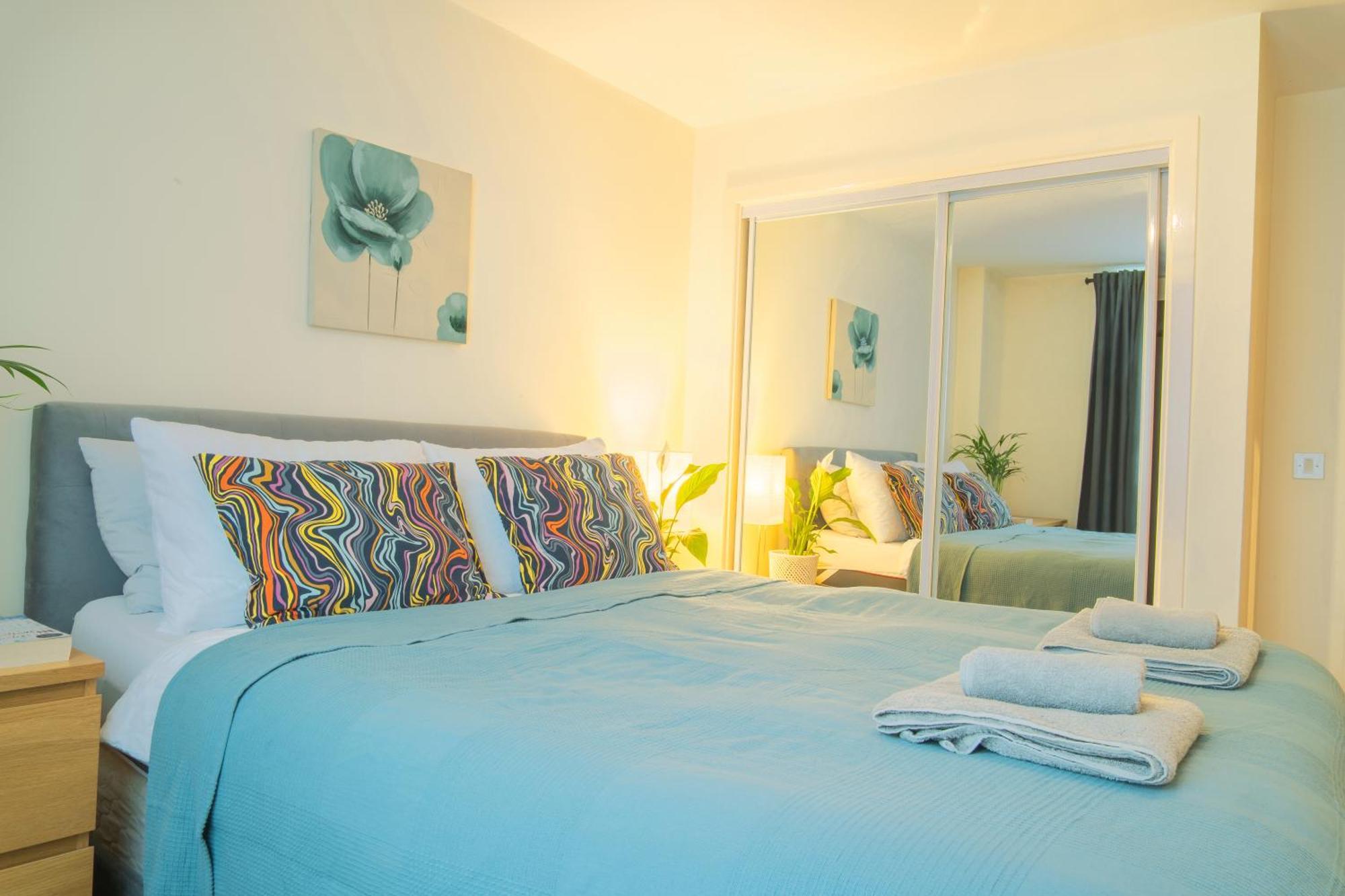 Stay In Our Stylish Flat! & Secure Building & Sleeps Up To 4 Birmingham Exterior photo